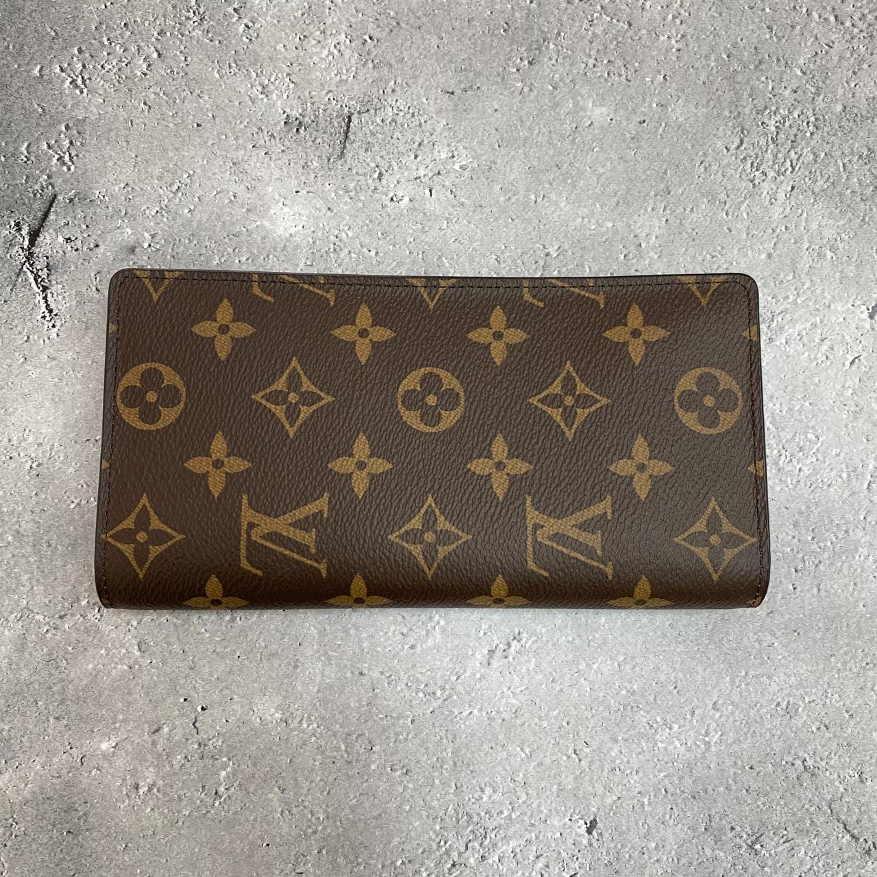 LOUIS VUITTON 財布