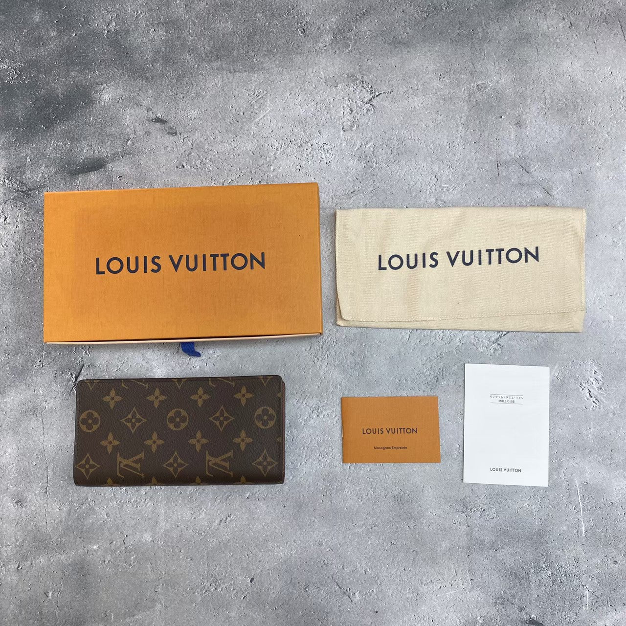 LOUIS VUITTON 財布