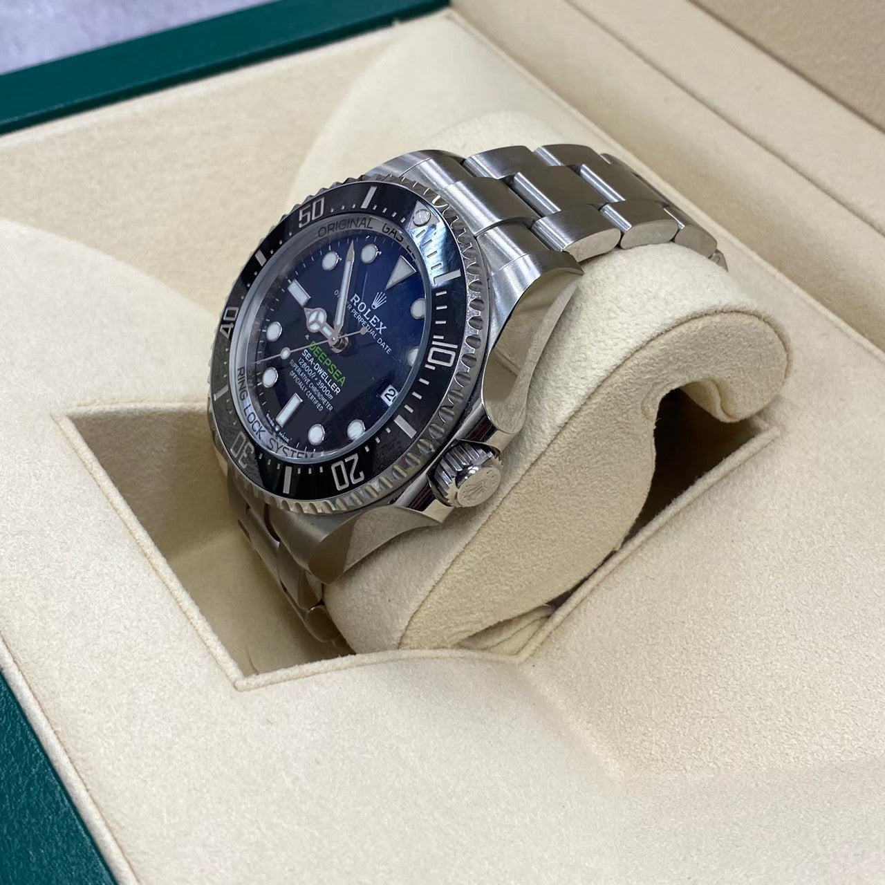 ROLEX ロレックス オイスターブレスレット メンズ腕時計 シードゥエラー 136660 ディープシー D ブルー W022 EF